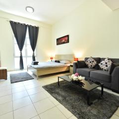 Spacious Fully Furnished Studio Apt - Next to Metro, 5 Mins from Mall - TNY