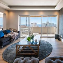 Bantry Bay - Stunning New 2 bed with ocean views