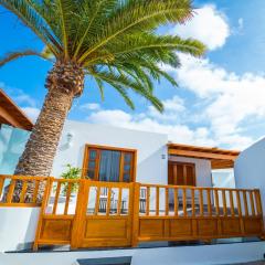 Luxury Villas Anjomacar