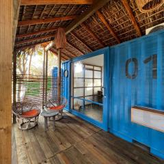 H20 Hotel Container