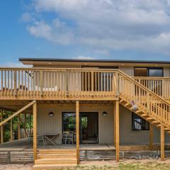 All Decked Out - Matarangi Holiday Home