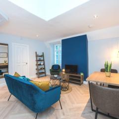 Quiet, central 2 bedroom Royal Mile gem