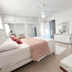 6-1 SANTIAGO CITY GREAT COZY APT TO STAY - Cozy 3 bedrooms Apartment for 7 peoples - close to all kind the business wifi - Air Condition