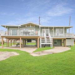 Jamaica Beach Home with Wraparound Beach-View Deck