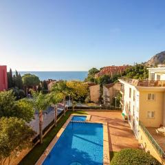 Lovely Apartment In Calpe With Kitchen