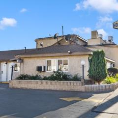 Holly Park Motel near LAX