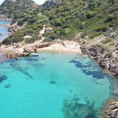 Apartments in Residence with swimming pool in Cala Girgolu