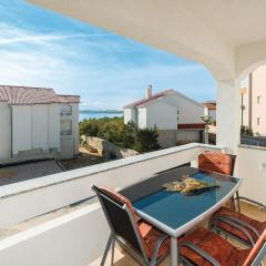 Amazing Apartment In Vidalici With Wifi