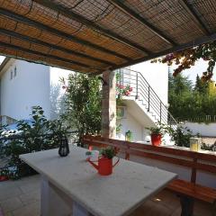 One-Bedroom Apartment In Stari Grad