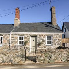 Bwthyn Cerrig Man Pebble Cottage