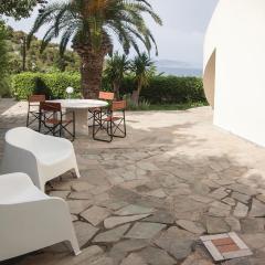 Lovely Apartment In Porto Heli Ermioni