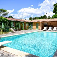 Lovely Home In Roussillon With Kitchen