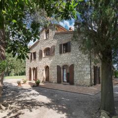 Casale Scola Cetona