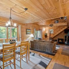 Log Home Retreat at Lake Winnipesaukee!