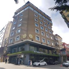 Funda Hotel