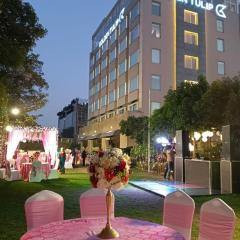 Golden Tulip Gurgaon Sector 29