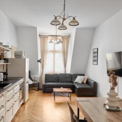 Lavish Apartment on Wenceslas Square by Prague Days