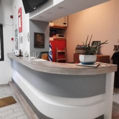 Superior Motel