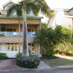 Luxury 3-Bed Villa St James near Beach & Gym