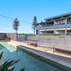 Sea Esta - Lennox Head