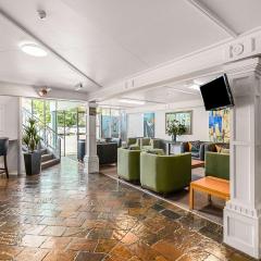 The Angus Hotel