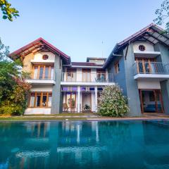 Hibiscus Earth Private Pool Villa A CGH Earth SAHA Experience