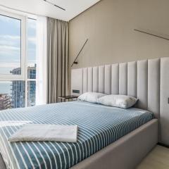 Luxury Waterfront 3-bedrooms Apartment