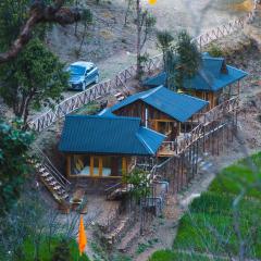 LivingStone Shimla Jungle Stay