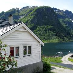 Holiday Home Indresfjord - FJS615 by Interhome