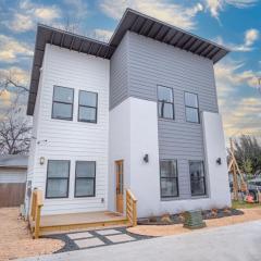 BRAND NEW Stylish 3BR2BA Near Exciting Downtown
