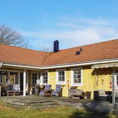 8 person holiday home in Grebbestad-By Traum
