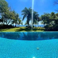 Stunning Oceanfront 4-Bdrm Villa w/ Infinity Pool