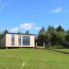 Modern cabin with stunning views & private hot tub