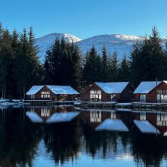 Ptarmigan Lodge