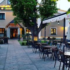 栗子下酒店及餐厅