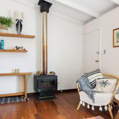 Peaceful and Renovated Original Beach House with Sweeping Views of Gracetown