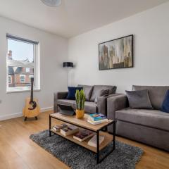 Bright & Modern Flat in The Heart of Reading.