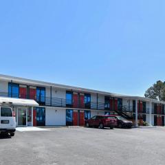 OYO Hotel Valdosta GA I-75