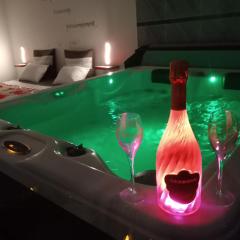 Nuit romantique avec Jacuzzi SPA privatif proche TOULOUSE