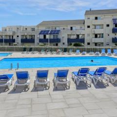 Appartement Climatisé avec Piscine & Mer Bleu Marine