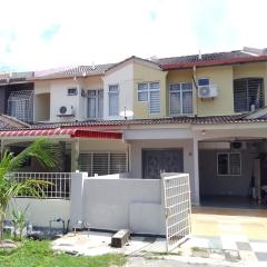 holiday home bagan lalang 5 aircon