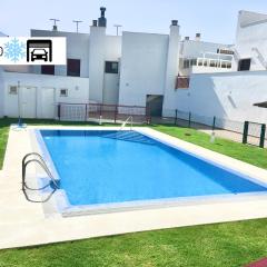 Ático Premium Conil, con garaje, 2 terrazas, piscina, Aire Ac y WIFI -SOLO FAMILIAS Y PAREJAS-