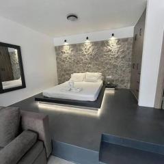 Rock N Sun - Brand new apartment in Ermioni