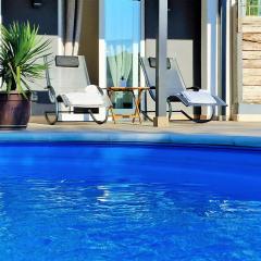 Holiday house Boost with heated pool