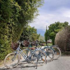 Maison proche lac, vélos, parking