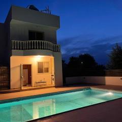 2-bedroom Villa with private pool in Anarita Paphos