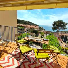 Appartement avec terrasse vue mer, proximité plage, place parking