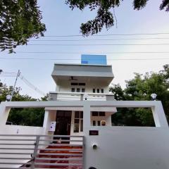 La Maison Aurele Near Auroville beach