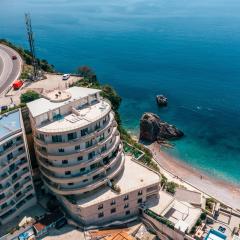 Alex Lux sea view aparmtent 2