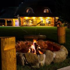 SASKI ZAKĄTEK, WAKACJE W BAJKOWYM DOMKU!!! MAZURY, SAUNA, JEZiORO, POMOST,